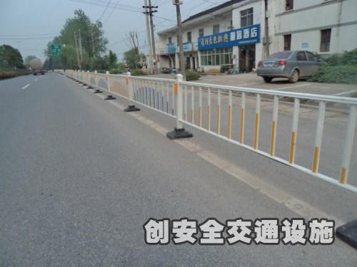 甲型护栏